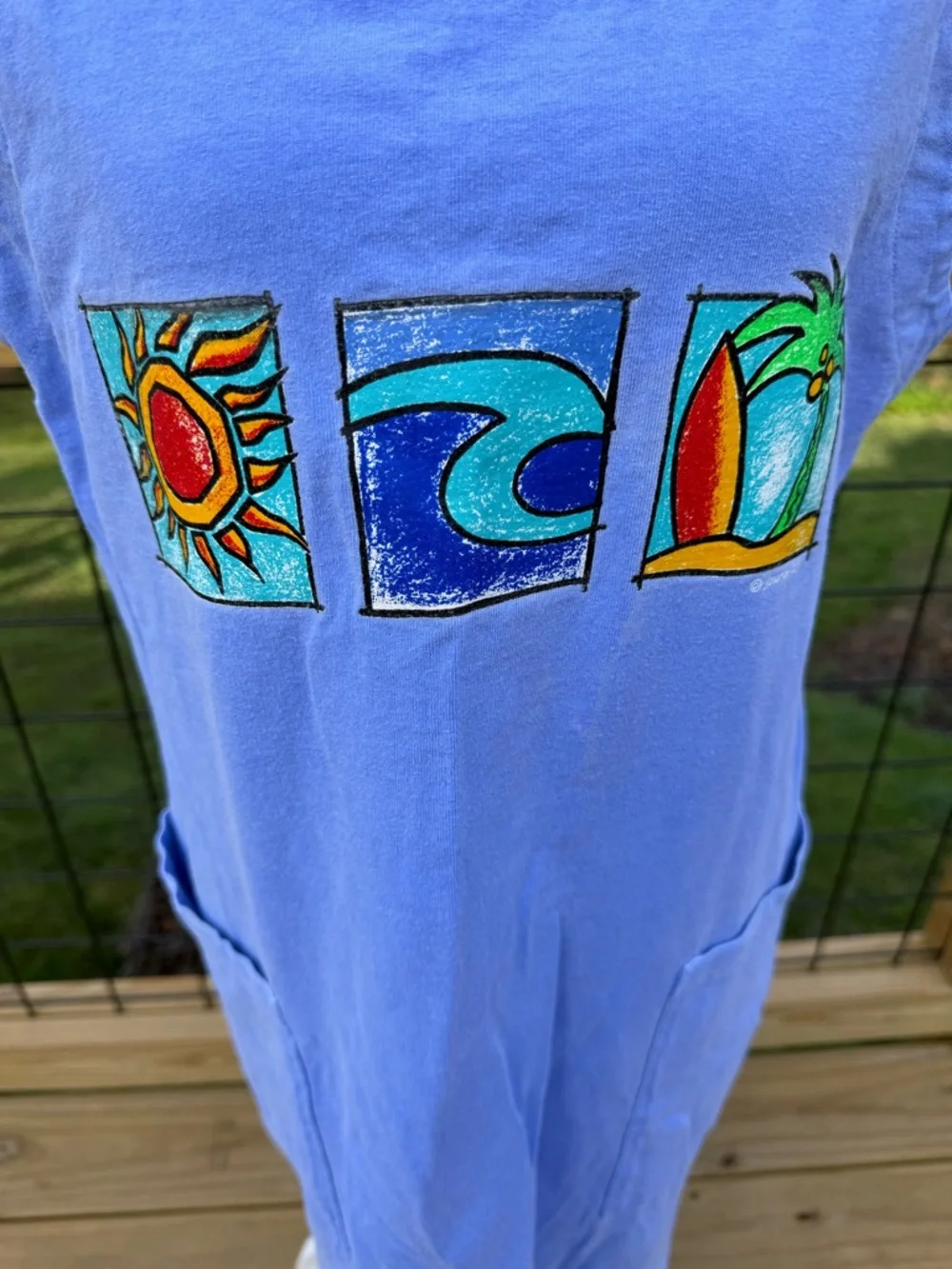 Light Women's Throw On Dress with Beach Motif - Picture 2 of 3